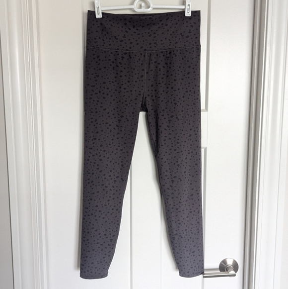 Vuori Grey Elm Dot Studio Seamless Leggings sz L